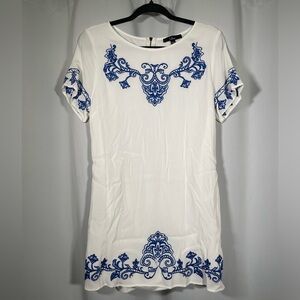 Lulu’s White and Blue T-shirt Dress